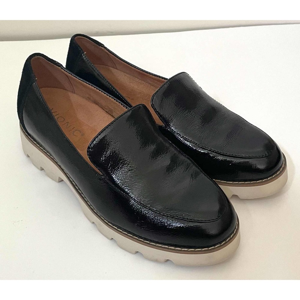 Vionic Kensley Patent Leather Loafer Black Women' Size 5